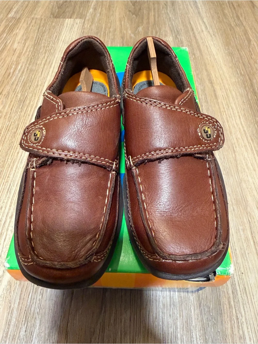 Boys Genuine Leather School Shoes Size 10 Toddler US (EU 27) New in Box Brown